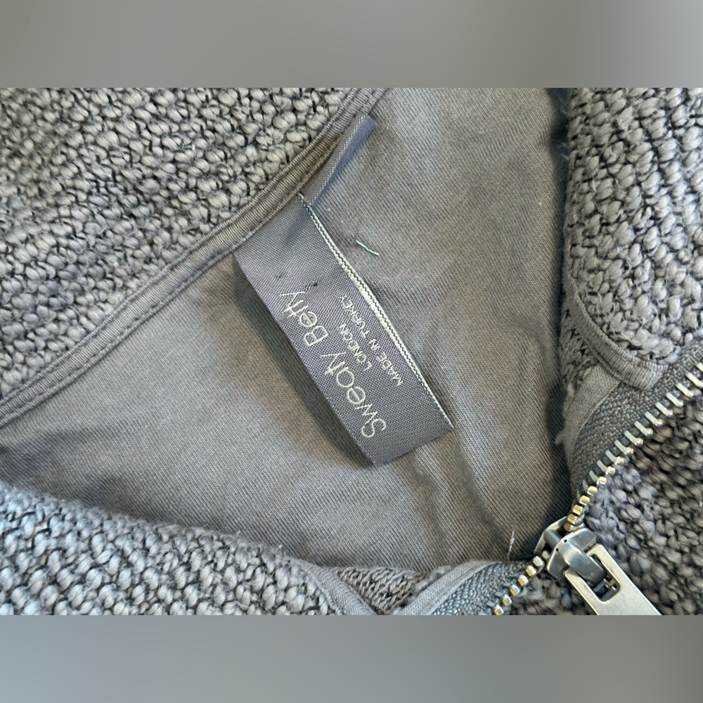 Sz XS Sweaty Betty Restful Boucle Half Zip Sweatshirt in a textured gray cotton - Picture 9 of 13